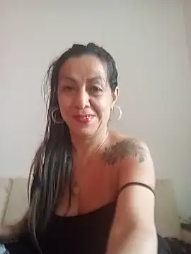 Snapshot of awezomepenelope chatting on June 16, 2026, 12:19 pm awezomepenelope online show from June 16, 2026, 12:19 pm
