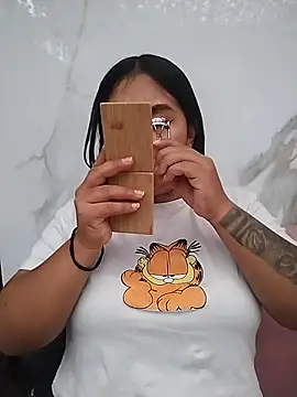 Snapshot of Amber_Herrera chatting on July 11, 2026, 12:30 pm Amber Herrera online show from July 11, 2026, 12:30 pm