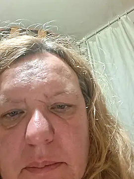 Snapshot of SonyaMarmeladx chatting on July 6, 2026, 8:44 pm SonyaMarmeladx online show from July 6, 2026, 8:44 pm