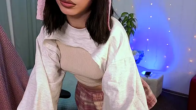 Velvet  Kiss online show from June 5, 2026, 12:55 pm