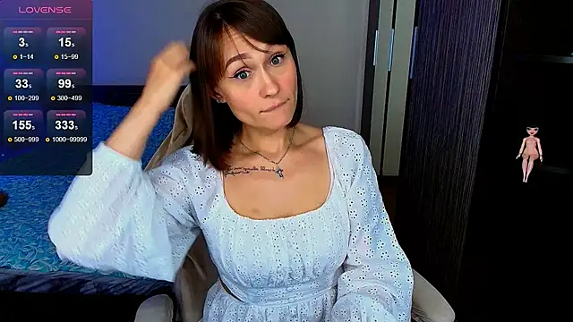 Snapshot of MelLovell chatting on June 14, 2026, 10:12 pm MelLovell online show from June 14, 2026, 10:12 pm
