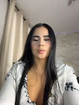 Snapshot of kate_aly chatting on July 2, 2026, 10:49 pm kate aly online show from July 2, 2026, 10:49 pm
