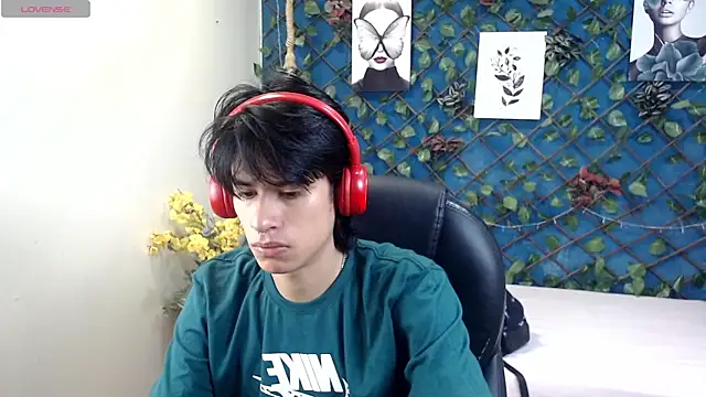 Snapshot of wayath1 chatting on July 15, 2026, 11:04 am wayath1 online show from July 15, 2026, 11:04 am