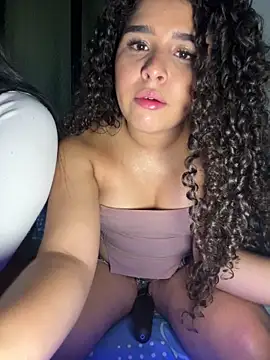 Antonella Whitmore online show from June 12, 2026, 4:44 am