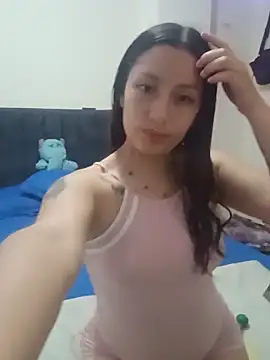 Snapshot of MiaSaen chatting on June 10, 2026, 2:01 am MiaSaen online show from June 10, 2026, 2:01 am