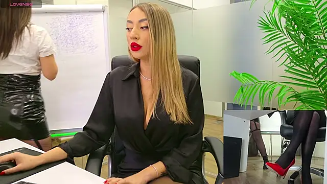 BabesGoWild online show from February 13, 2025, 5:26 am