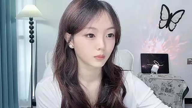 Snapshot of wenwen8888 chatting on July 19, 2026, 3:32 am wenwen8888 online show from July 19, 2026, 3:32 am