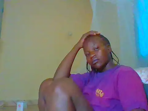 Snapshot of candycrusha chatting on June 14, 2026, 6:04 am candycrusha online show from June 14, 2026, 6:04 am