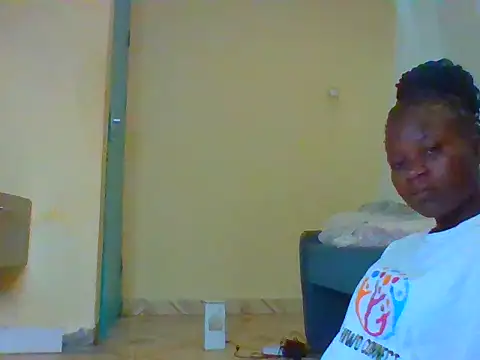 Snapshot of candycrusha chatting on June 17, 2026, 7:11 am candycrusha online show from June 17, 2026, 7:11 am