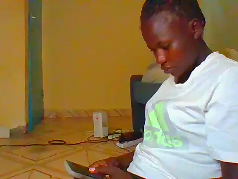 Snapshot of candycrusha chatting on June 28, 2026, 6:41 am candycrusha online show from June 28, 2026, 6:41 am