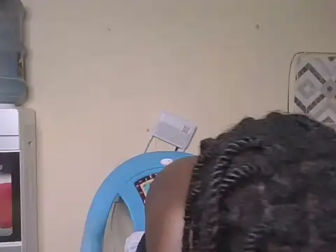 Snapshot of Tracy_Hype chatting on June 19, 2026, 12:09 pm Tracy Hype online show from June 19, 2026, 12:09 pm