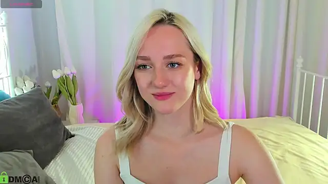 Snapshot of Chloe-Deccer chatting on July 25, 2026, 1:04 am Chloe-Deccer online show from July 25, 2026, 1:04 am