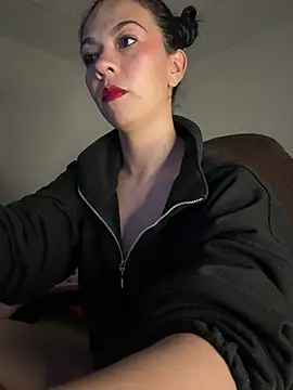 vanellopeFoxx online show from July 1, 2026, 2:57 am