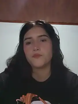 Snapshot of MIA_COINS chatting on June 23, 2026, 4:32 am MIA COINS online show from June 23, 2026, 4:32 am