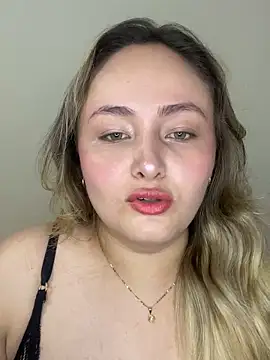 Snapshot of Rositafresitaa chatting on June 14, 2026, 1:03 am Rositafresitaa online show from June 14, 2026, 1:03 am