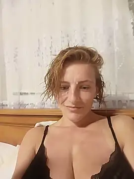 Snapshot of AngelsKiss30 chatting on July 15, 2026, 9:31 pm AngelsKiss30 online show from July 15, 2026, 9:31 pm