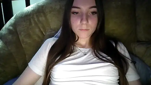 PollySecrettt online show from June 26, 2026, 11:42 pm