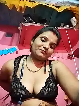 Snapshot of Cut_rani64 chatting on July 14, 2026, 8:30 am Cut rani64 online show from July 14, 2026, 8:30 am