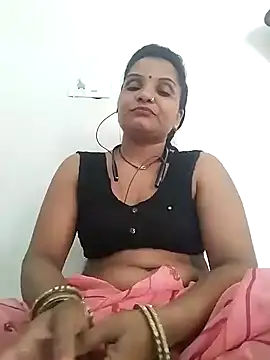Snapshot of Cut_rani64 chatting on July 22, 2026, 8:06 am Cut rani64 online show from July 22, 2026, 8:06 am