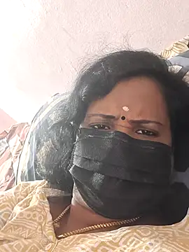 aiswarya143 online show from June 14, 2026, 5:31 am