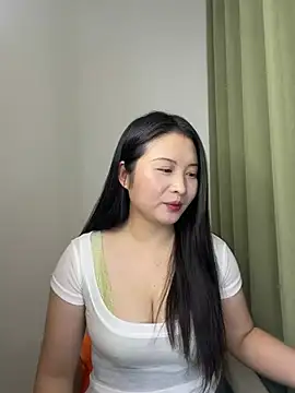 Snapshot of Doudou__520 chatting on July 9, 2026, 11:25 am Doudou 520 online show from July 9, 2026, 11:25 am