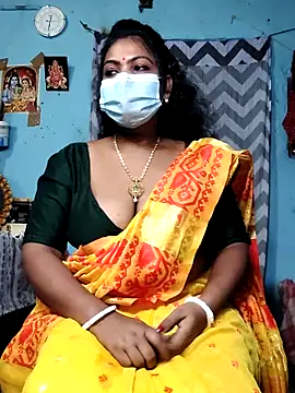 Snapshot of Mis-maya chatting on June 21, 2026, 7:00 am Mis-maya online show from June 21, 2026, 7:00 am