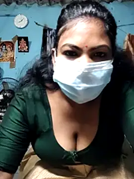 Snapshot of Mis-maya chatting on June 26, 2026, 2:38 am Mis-maya online show from June 26, 2026, 2:38 am