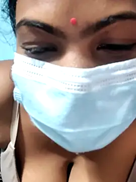 Snapshot of Mis-maya chatting on June 28, 2026, 4:35 pm Mis-maya online show from June 28, 2026, 4:35 pm