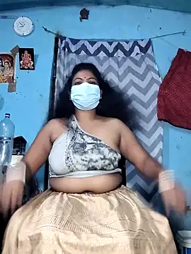 Snapshot of Mis-maya chatting on July 2, 2026, 3:23 am Mis-maya online show from July 2, 2026, 3:23 am