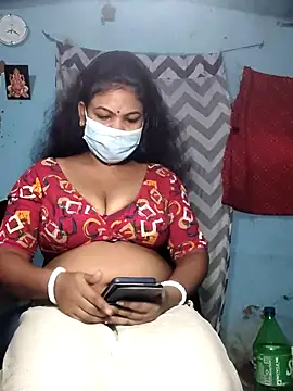 Snapshot of Mis-maya chatting on July 6, 2026, 2:52 am Mis-maya online show from July 6, 2026, 2:52 am