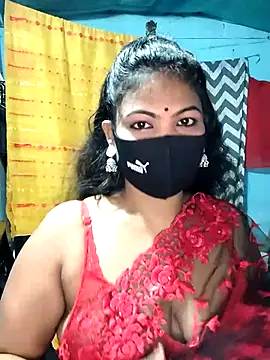 Snapshot of Mis-maya chatting on July 24, 2026, 1:58 am Mis-maya online show from July 24, 2026, 1:58 am