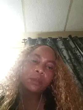 Snapshot of becky_thesexyy chatting on June 6, 2026, 7:29 pm becky thesexyy online show from June 6, 2026, 7:29 pm