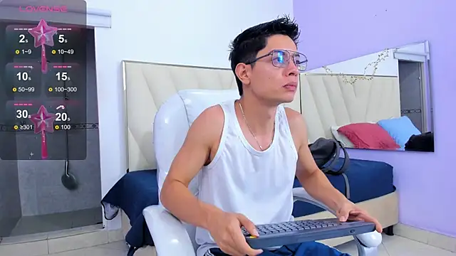 Snapshot of Ethan12_ chatting on June 23, 2026, 3:15 am Ethan12 online show from June 23, 2026, 3:15 am
