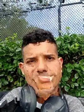 Snapshot of carlos0204 chatting on June 6, 2026, 4:55 pm carlos0204 online show from June 6, 2026, 4:55 pm