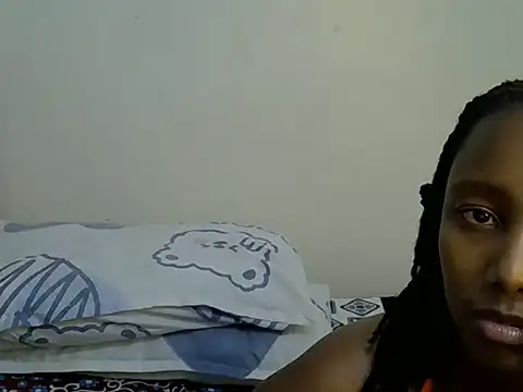 Trixiepixy online show from June 24, 2026, 6:40 pm
