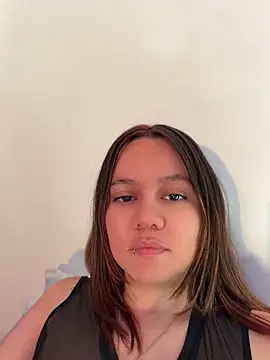 Snapshot of Emma_Jonas chatting on July 16, 2026, 4:57 pm Emma Jonas online show from July 16, 2026, 4:57 pm