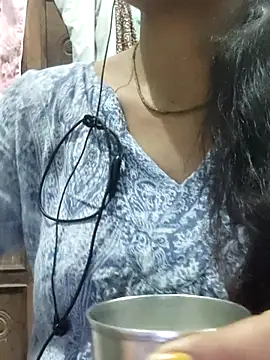 Naughty dii online show from July 10, 2026, 3:33 am