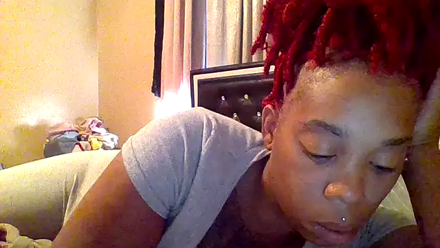 Snapshot of BoujieDee chatting on July 30, 2026, 12:15 pm BoujieDee online show from July 30, 2026, 12:15 pm