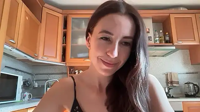 Snapshot of Flamingo_Queen chatting on July 22, 2026, 4:26 am Flamingo Queen online show from July 22, 2026, 4:26 am