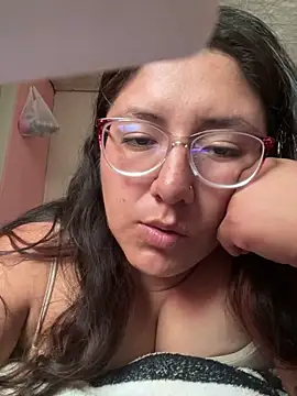 Snapshot of DirtyCerezita chatting on June 11, 2026, 7:23 pm DirtyCerezita online show from June 11, 2026, 7:23 pm