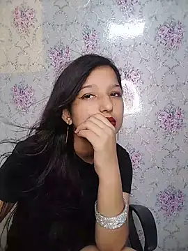 Queen Rosyy online show from June 21, 2026, 4:15 am