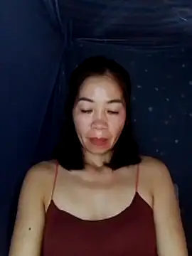 Snapshot of -Nena_ chatting on June 8, 2026, 12:49 pm -Nena online show from June 8, 2026, 12:49 pm