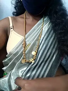 Snapshot of sweet_saranya chatting on June 23, 2026, 5:05 am sweet saranya online show from June 23, 2026, 5:05 am