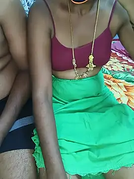 Snapshot of sweet_saranya chatting on July 8, 2026, 4:39 am sweet saranya online show from July 8, 2026, 4:39 am