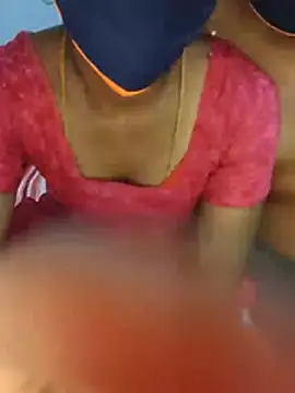 Snapshot of sweet_saranya chatting on July 23, 2026, 4:32 am sweet saranya online show from July 23, 2026, 4:32 am