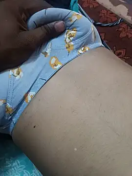 Snapshot of sexybhabi114 chatting on July 10, 2026, 4:42 pm sexybhabi114 online show from July 10, 2026, 4:42 pm