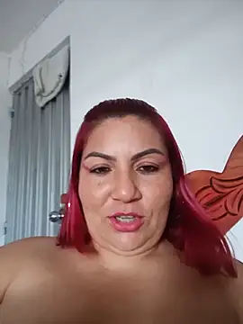 Snapshot of Agata_Traviesa chatting on July 1, 2026, 1:02 pm Agata Traviesa online show from July 1, 2026, 1:02 pm