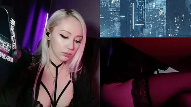 Snapshot of roxxyrowe chatting on July 21, 2026, 9:39 pm roxxyrowe online show from July 21, 2026, 9:39 pm