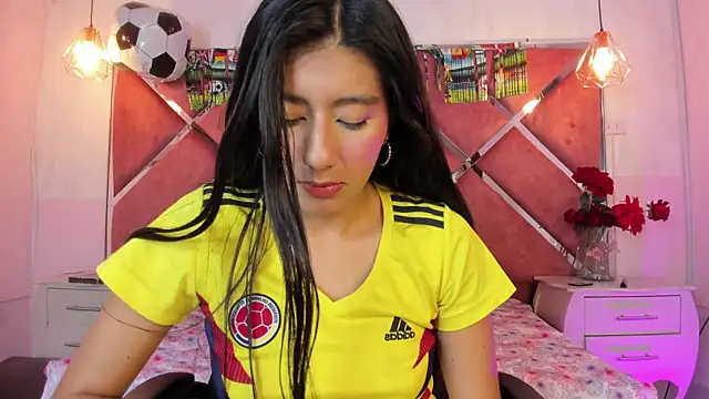 Snapshot of Carla_Alvez chatting on June 23, 2026, 2:26 pm Carla Alvez online show from June 23, 2026, 2:26 pm