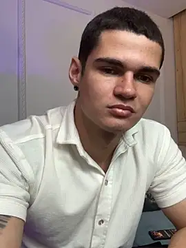 Snapshot of Marcusvandal chatting on June 16, 2026, 7:38 pm Marcusvandal online show from June 16, 2026, 7:38 pm